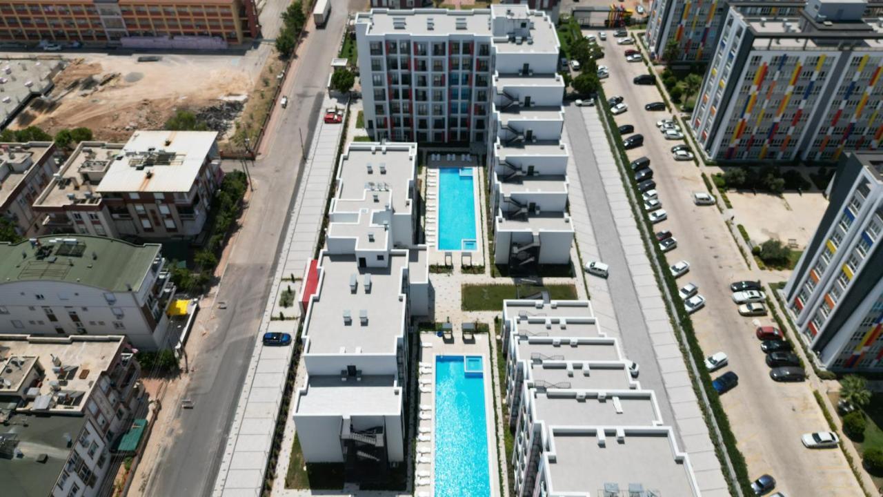 C Suites Antalia Airport Екстер'єр фото