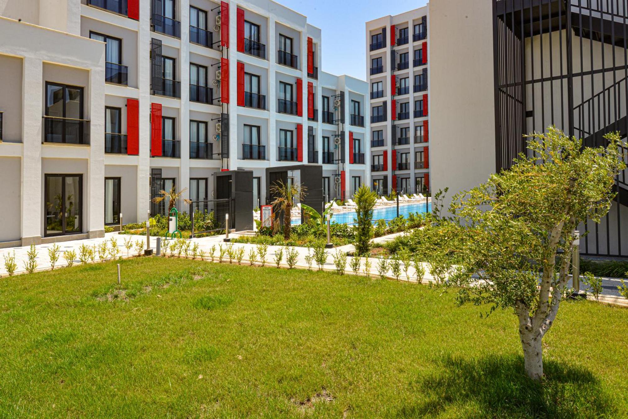C Suites Antalia Airport Екстер'єр фото
