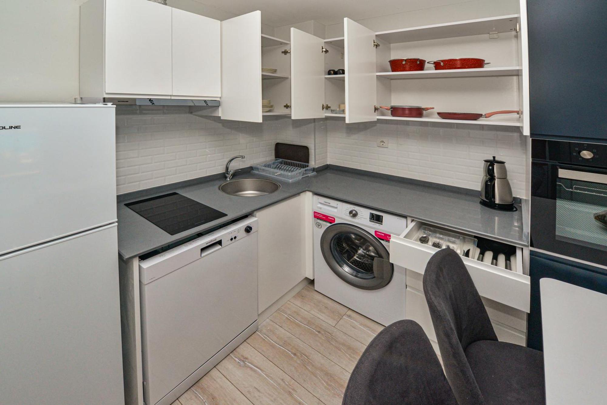 C Suites Antalia Airport Екстер'єр фото