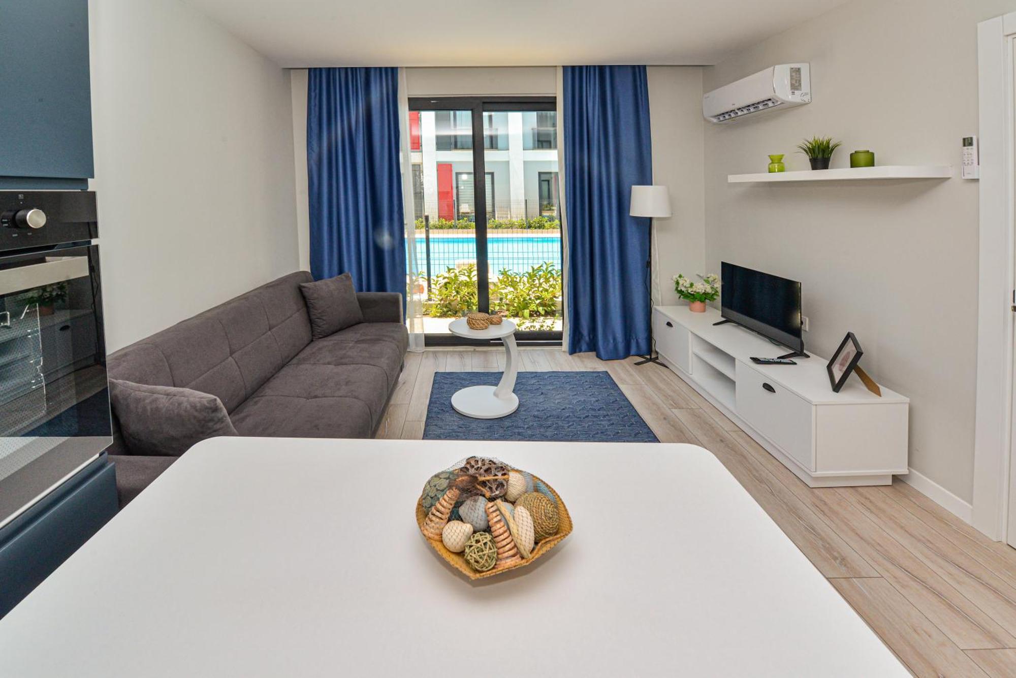C Suites Antalia Airport Екстер'єр фото