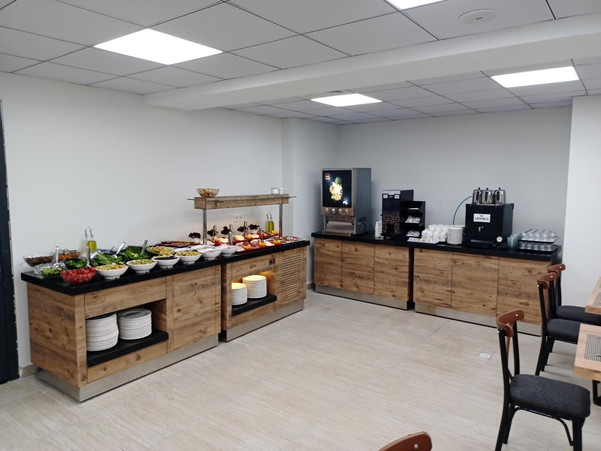 C Suites Antalia Airport Екстер'єр фото